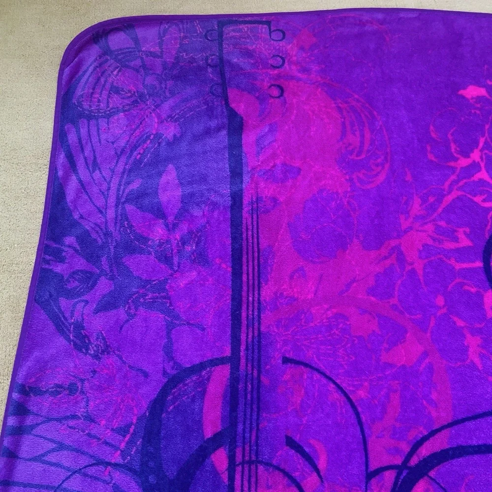 Disney Hannah Montana Guitar Purple Plush Blanket Throw 54 X 59